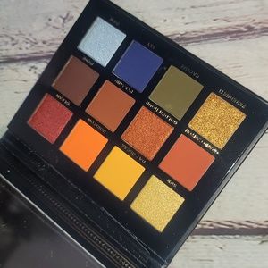 Ace vintage dawn Eye shadow pallet